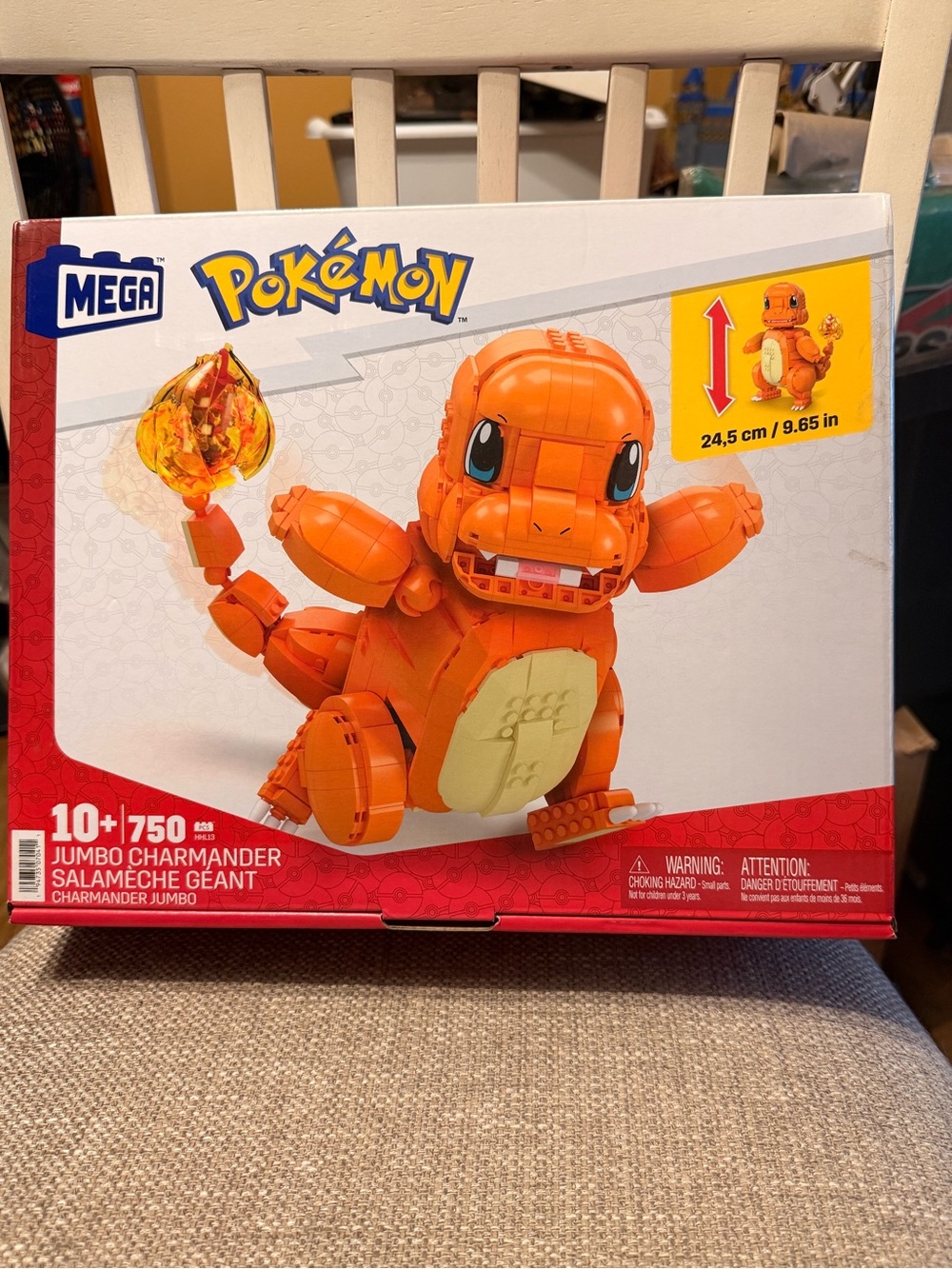 Mega Pokémon Jumbo Charmander Building Set - Orange & Cream